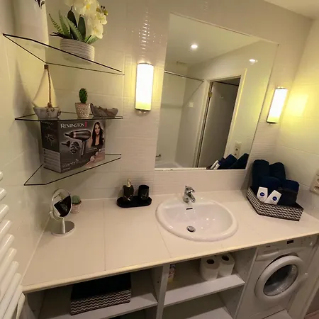 Skyline 2 Apartamento *