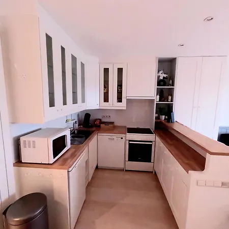 Skyline 2 Apartamento *